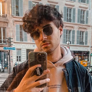 Dimi Adams profile picture