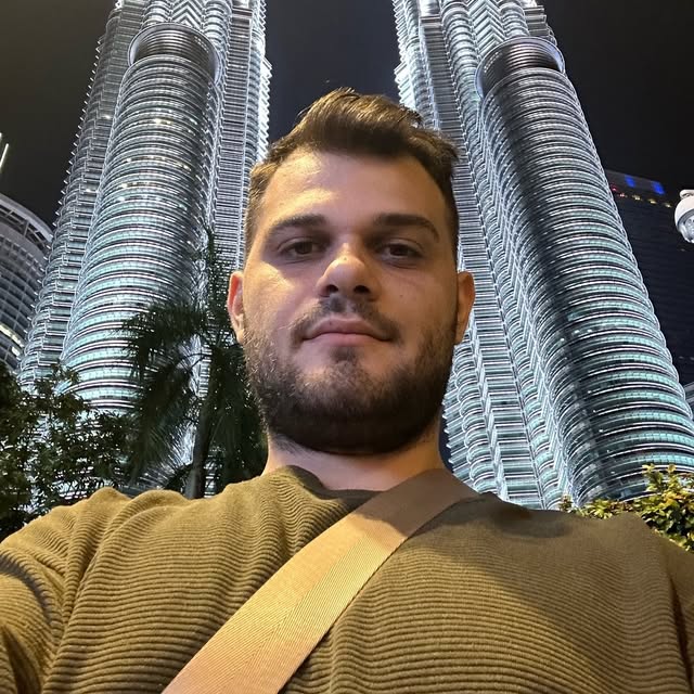 Yaser Girit profile picture