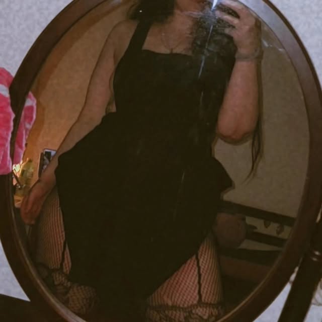 Katey B profile picture
