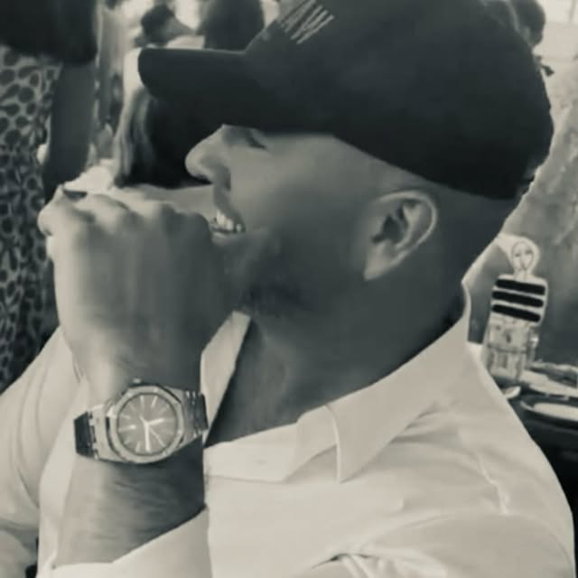 J A M E S  V I N C E N T  II profile picture