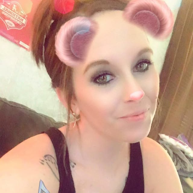 April Henley profile picture