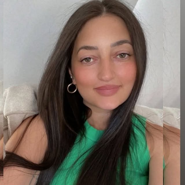 chloe 🕊 profile picture