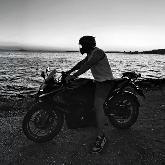 selim ayparçası profile picture