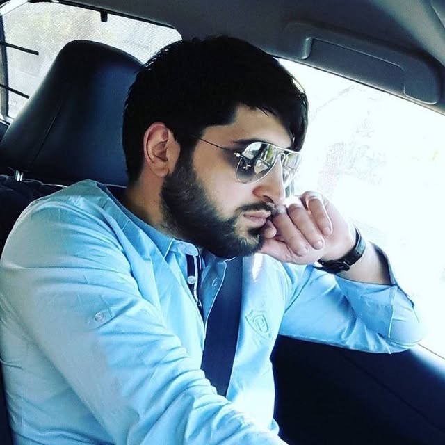 blqck profile picture