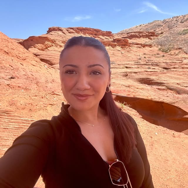 christinatescione profile picture
