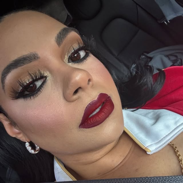 Real Glamour Girl✨ profile picture