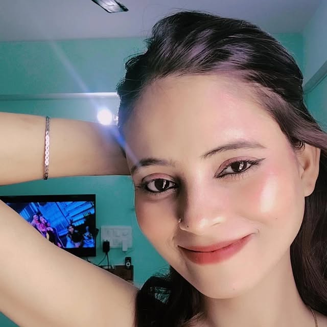 Anushka 👑 profile picture