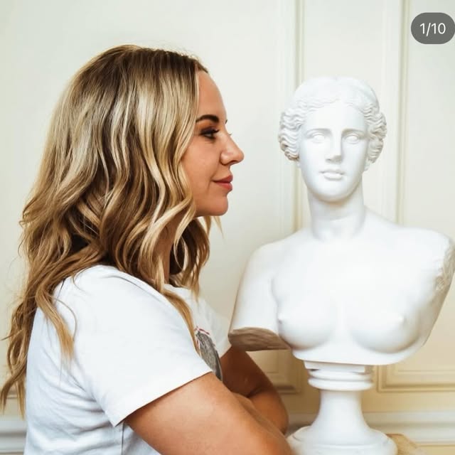 Steph Young profile picture