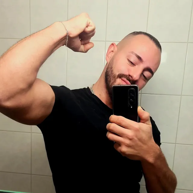 Argjent Aziri profile picture