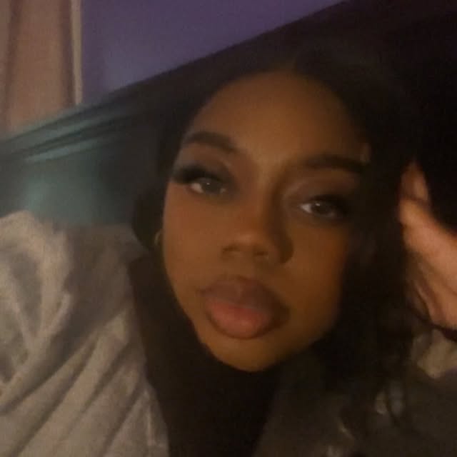 кєиιѕнα ωιℓℓιαмѕ💜☺️ profile picture
