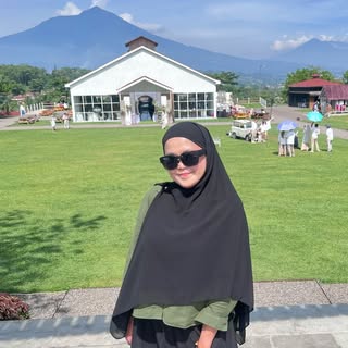 Diah Ayu Ambar Sari profile picture