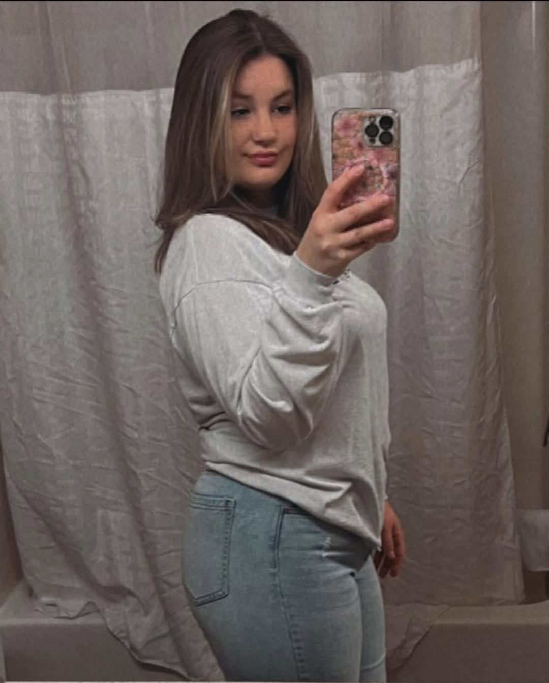 Profile gallery image 3